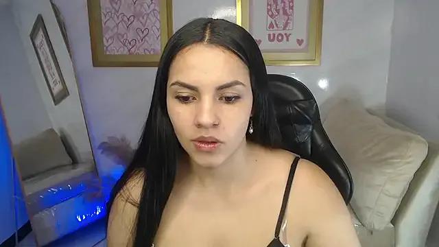 Mialover_v from StripChat is Freechat