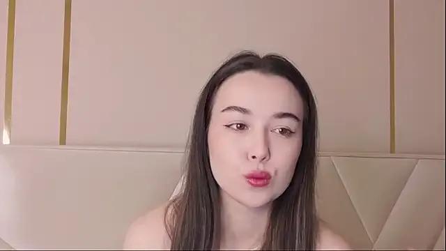 MiaMarlow from StripChat is Freechat