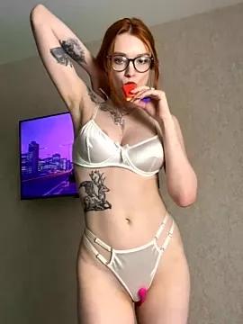 MiaMorisonn from StripChat