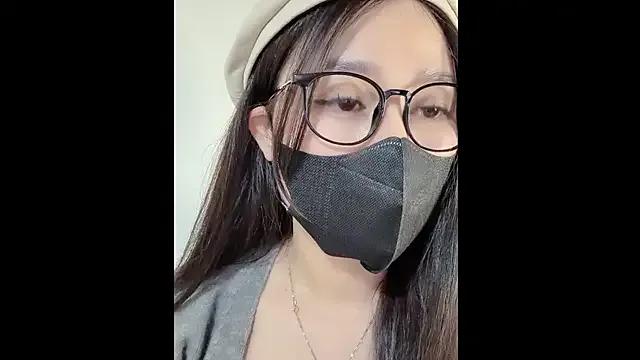 MiCandy-Lovee from StripChat is Freechat