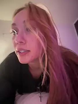 MichelleFerry_ from StripChat is Freechat