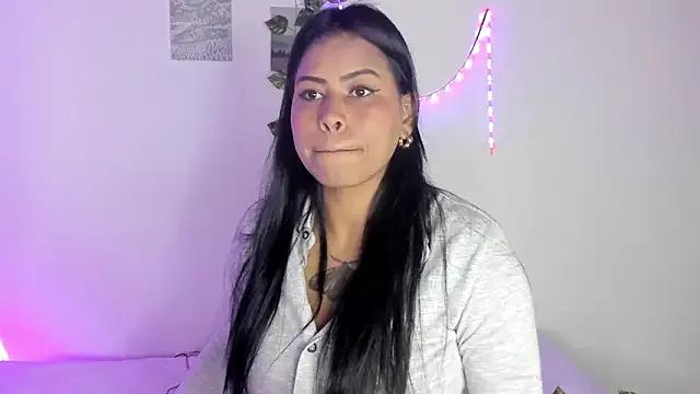 Michluxe_69 from StripChat is Freechat