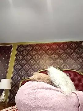 MikaMarshall from StripChat is Freechat