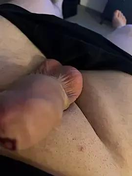 mike54322 from StripChat is Freechat