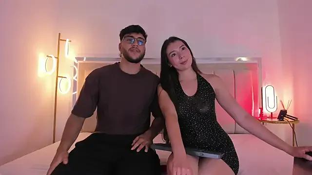 MikeandLucy from StripChat is Freechat