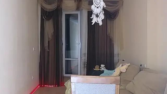 Mila_Redd from StripChat is Freechat