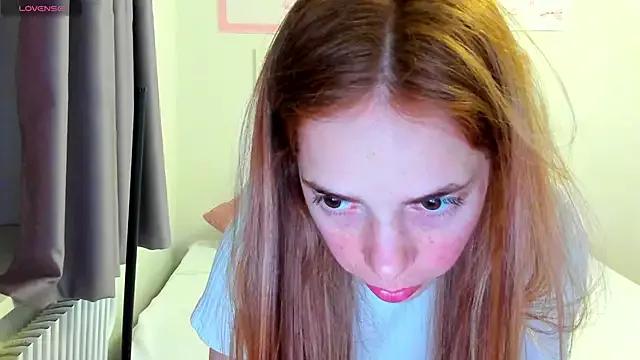 milacet89 from StripChat is Freechat