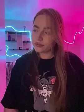Milana_mil from StripChat is Freechat