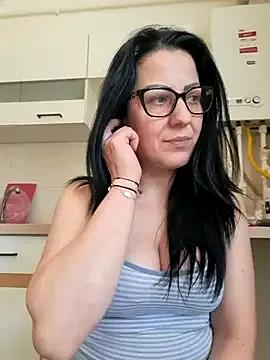 MILF_LOVE_CUM from StripChat is Freechat
