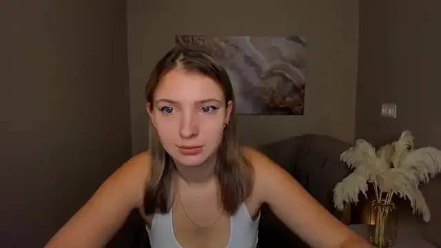 MilinaMorris from StripChat is Freechat