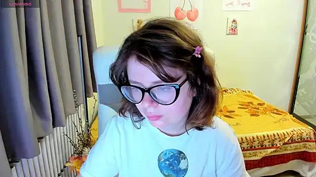 MilisaSweet777 from StripChat is Freechat