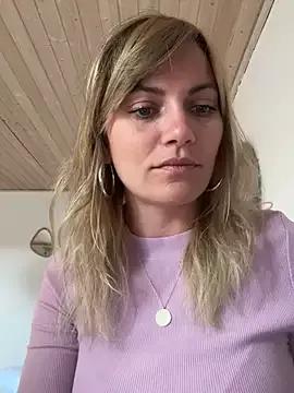Milla__one from StripChat