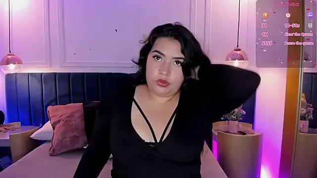 MillaSunshine from StripChat