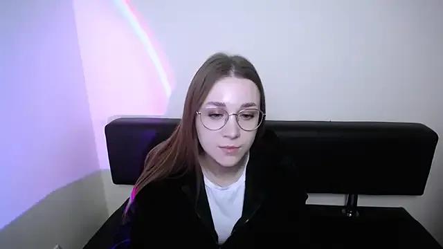 MillaTems_ from StripChat is Freechat