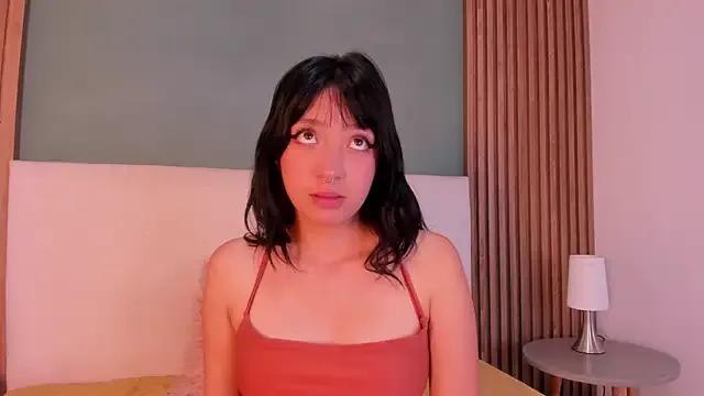 milly_cute_ from StripChat is Freechat