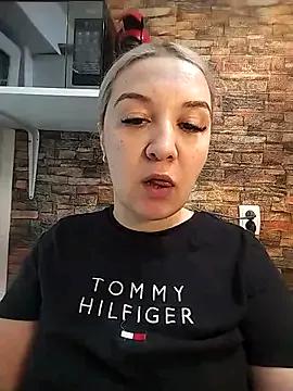 Mimiii7 from StripChat