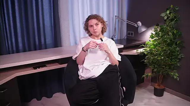 Checkout girls naked models with similar nickname. Cute sexy Free Models.