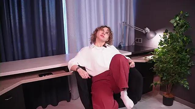 MinaBelsey from StripChat is Freechat