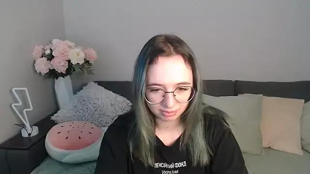 Mini_Diva from StripChat