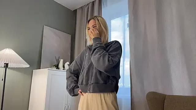 Checkout girls naked models with similar nickname. Cute sexy Free Models.
