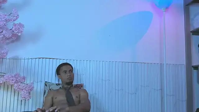 Miranda_Millers from StripChat is Freechat