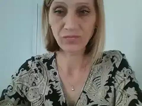 Mirasabel from StripChat is Freechat