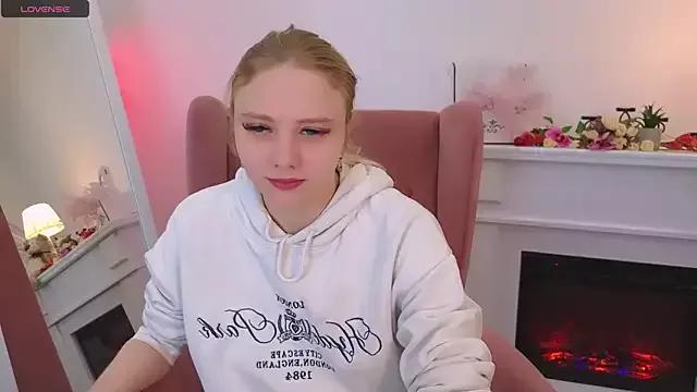 Checkout girls naked models with similar nickname. Cute sexy Free Models.