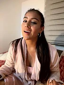 miss-madie from StripChat