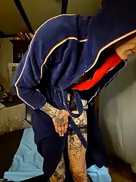 Miss-Paradise from StripChat