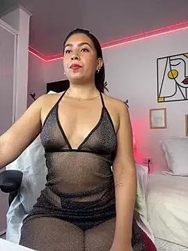 miss__caroline from StripChat is Freechat