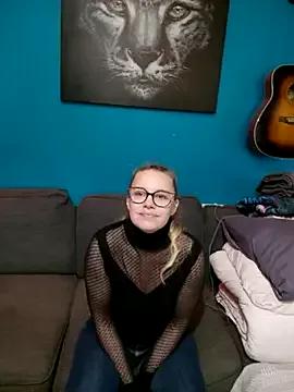 Miss_luxiole from StripChat is Freechat