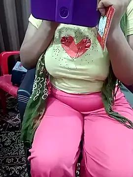 Miss_nishakhan from StripChat