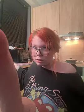 Miss_Renn from StripChat