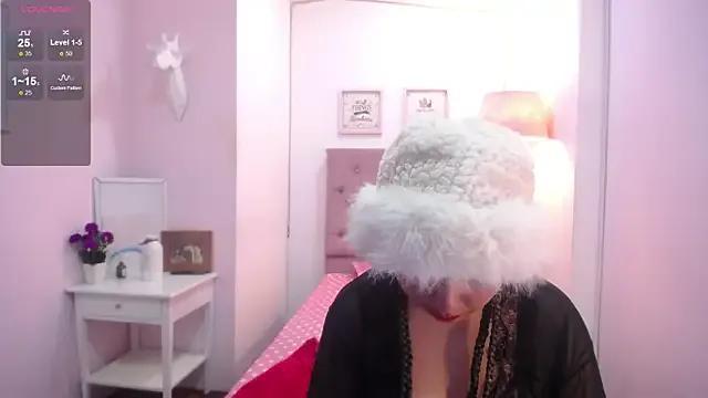 Miss_Sandra_Crowley from StripChat is Freechat