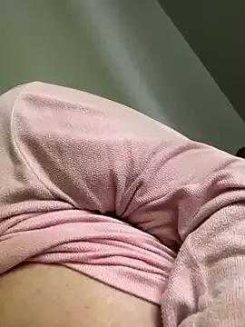 missaaprilv from StripChat is Freechat