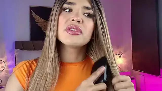Missantonella_ from StripChat