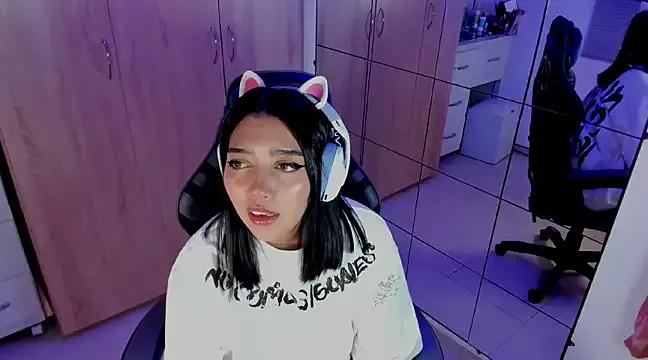 Misscherrykath from StripChat