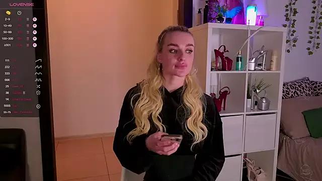 MissLovex from StripChat