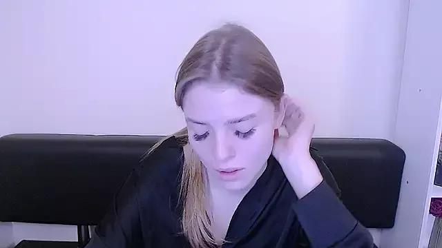 Checkout girls naked models with similar nickname. Cute sexy Free Models.