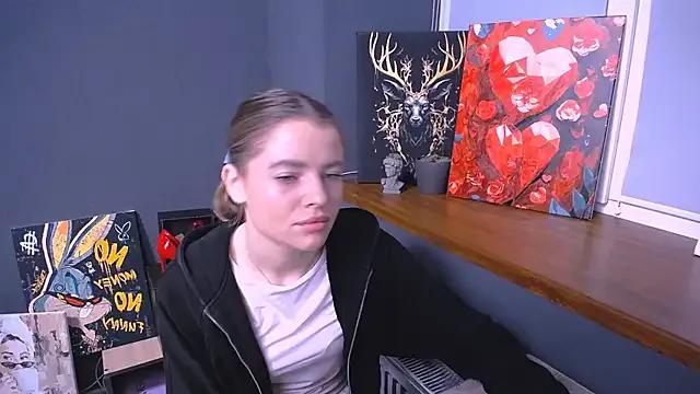 MissOliviaa_ from StripChat is Freechat