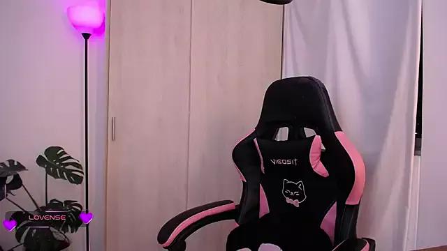 MissPuchi from StripChat