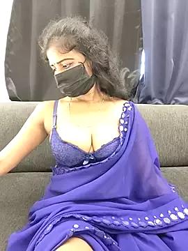 Misss-julli from StripChat is Freechat