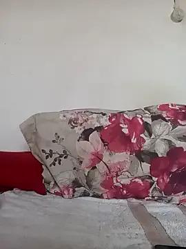 Missvixen81 from StripChat is Freechat