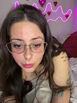 Mizztikaa from StripChat