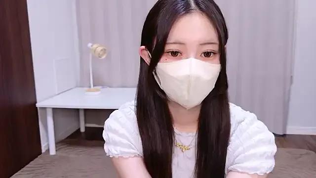 MOEMOE-Q from StripChat is Freechat
