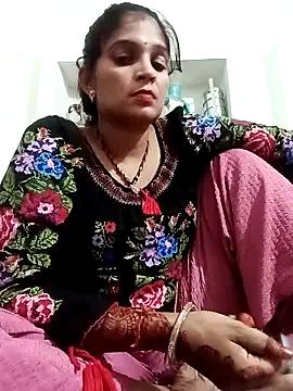 Mohni_love from StripChat is Freechat