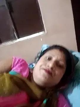 Mohnixxx on StripChat