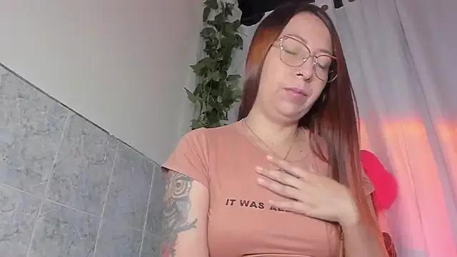 molly_brown001 from StripChat