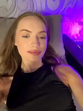 Molly_Murrr from StripChat