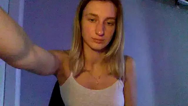 MollyHartX from StripChat